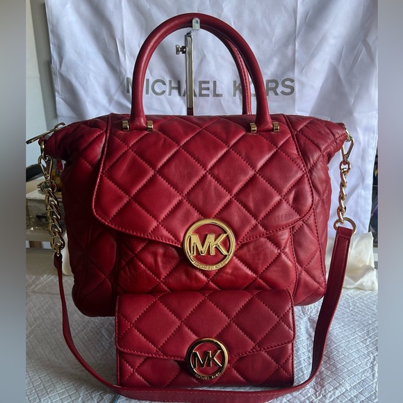 Michael Kors Quilted Handbag - Picture 1 of 12
